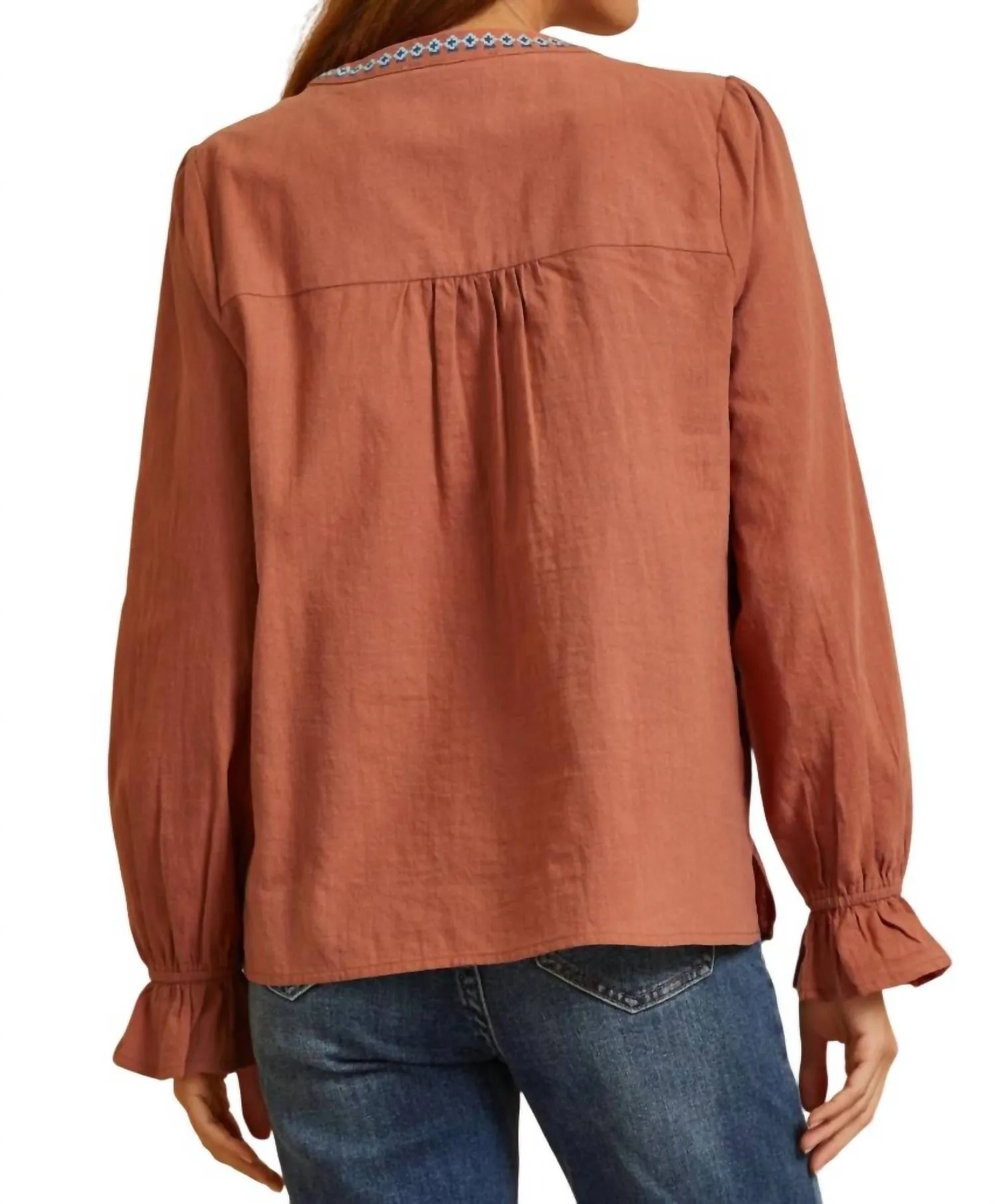 Andree By Unit - Mixed Embroidered Top