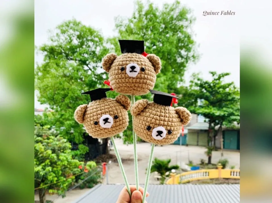 Crochet Graduation Bear Amigurumi